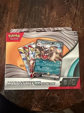 Pokémon TCG Mabosstiff ex Showcase Box – Promo Card + 3 Boosters – New
